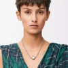 Anagram Pebble kolye, gümüş ve kristallerden yapılmış Gümüş/Çok renkli