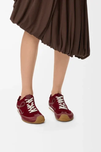 Ballet Runner 2.0 astarsız geyik derisi ve bitkisel tabaklanmış dana derisi Burgundy