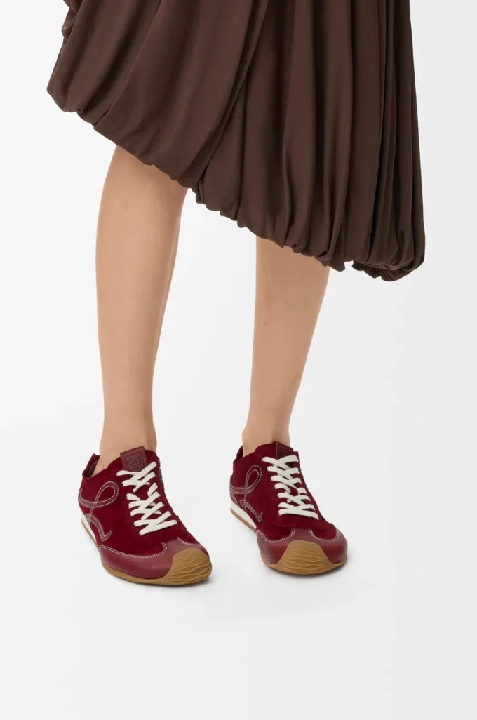 Ballet Runner 2.0 astarsız geyik derisi ve bitkisel tabaklanmış dana derisi Burgundy