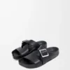 Bitkisel tabaklanmış dana derisinden üretilmiş Ease Buckle terlik Siyah