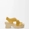 Bitkisel tabaklanmış dana derisinden yapılmış, petal espadrille platform sandalet, Ochre