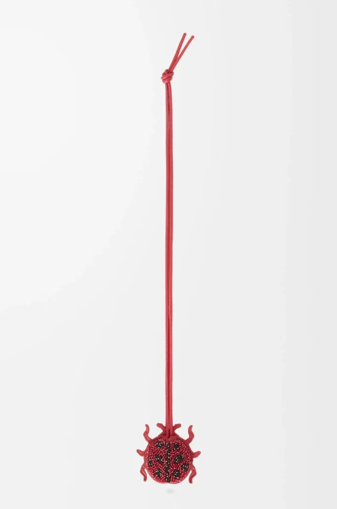 Boncuklu deriden yapılmış uğur böceği anahtarlık Ruby Red