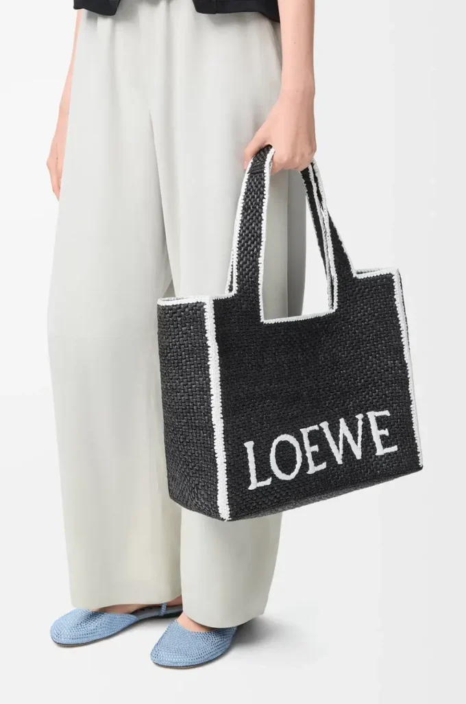 Büyük LOEWE Font Tote, rafya, Siyah