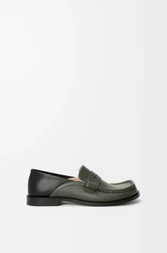 Campo flap back loafer, mumlanmış dana derisi, adaçayı/siyah