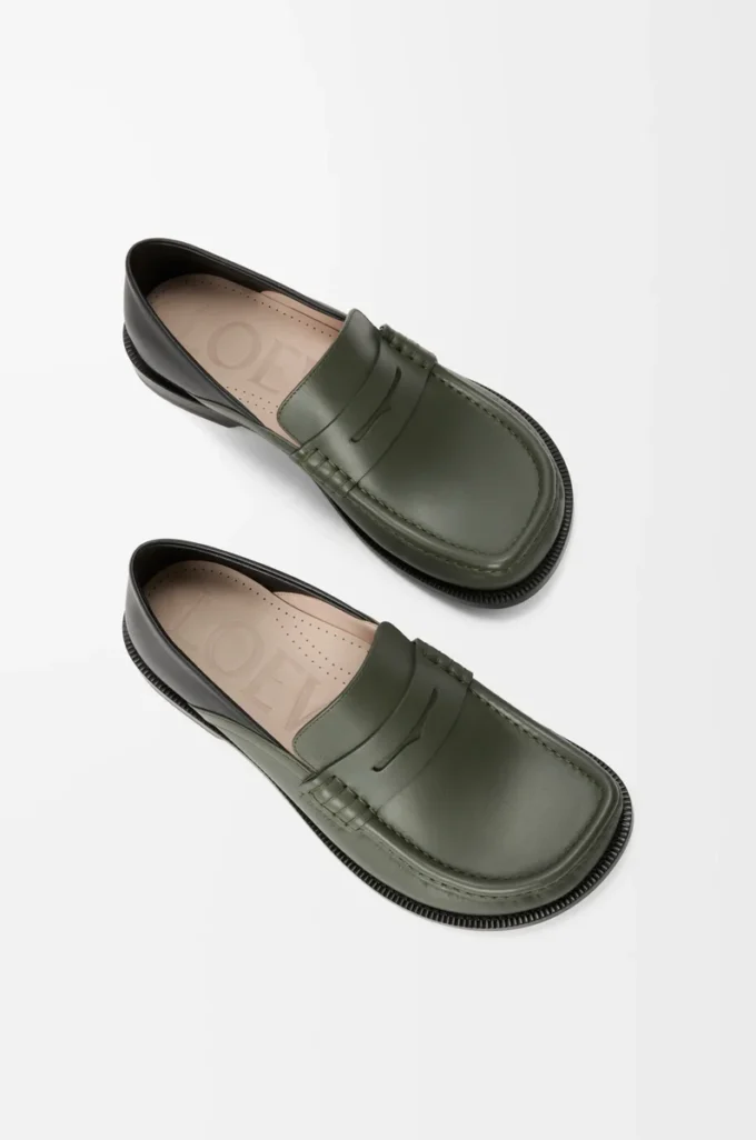 Campo flap back loafer, mumlanmış dana derisi, adaçayı/siyah