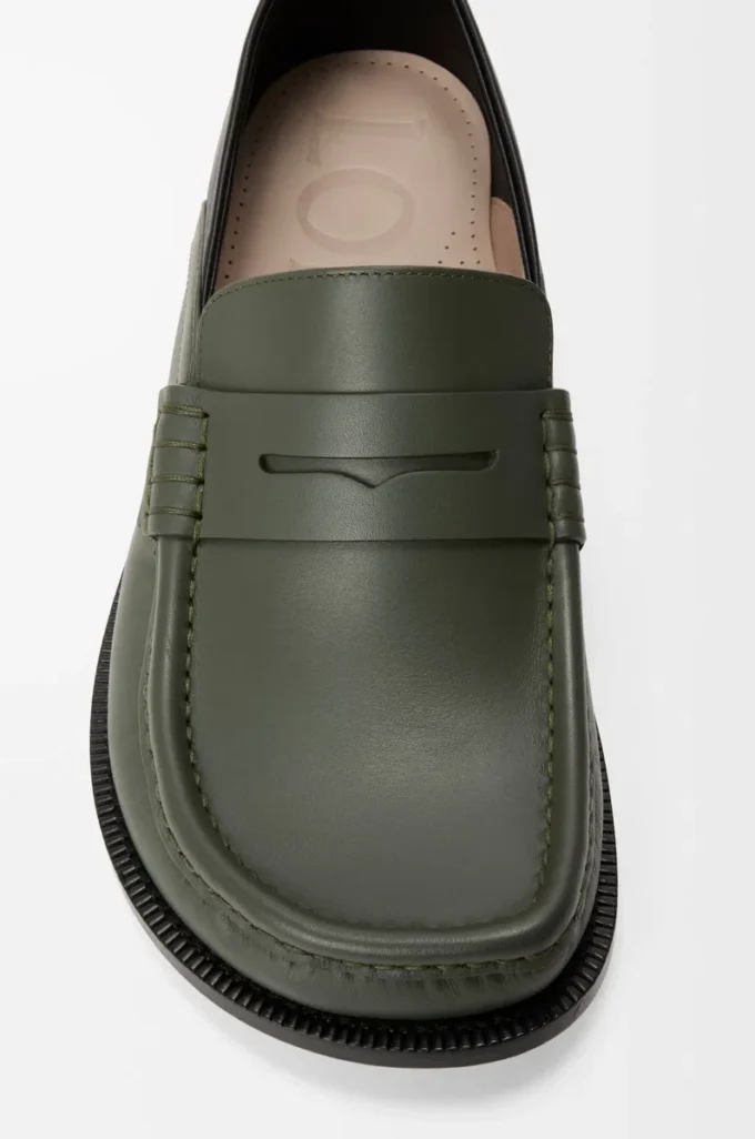 Campo flap back loafer, mumlanmış dana derisi, adaçayı/siyah
