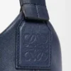 Esnek ve pürüzsüz dana derisi ve jakarlı Deep Navy renkli küçük Cubi çapraz askılı çanta