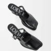 Fırçalanmış dana derisinden Onda mule, siyah