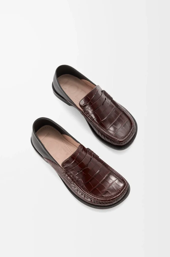 Kabartmalı dana derisi ve nappa kuzu derisinden üretilmiş Campo flap arka loafer Koyu Kahverengi/Siyah