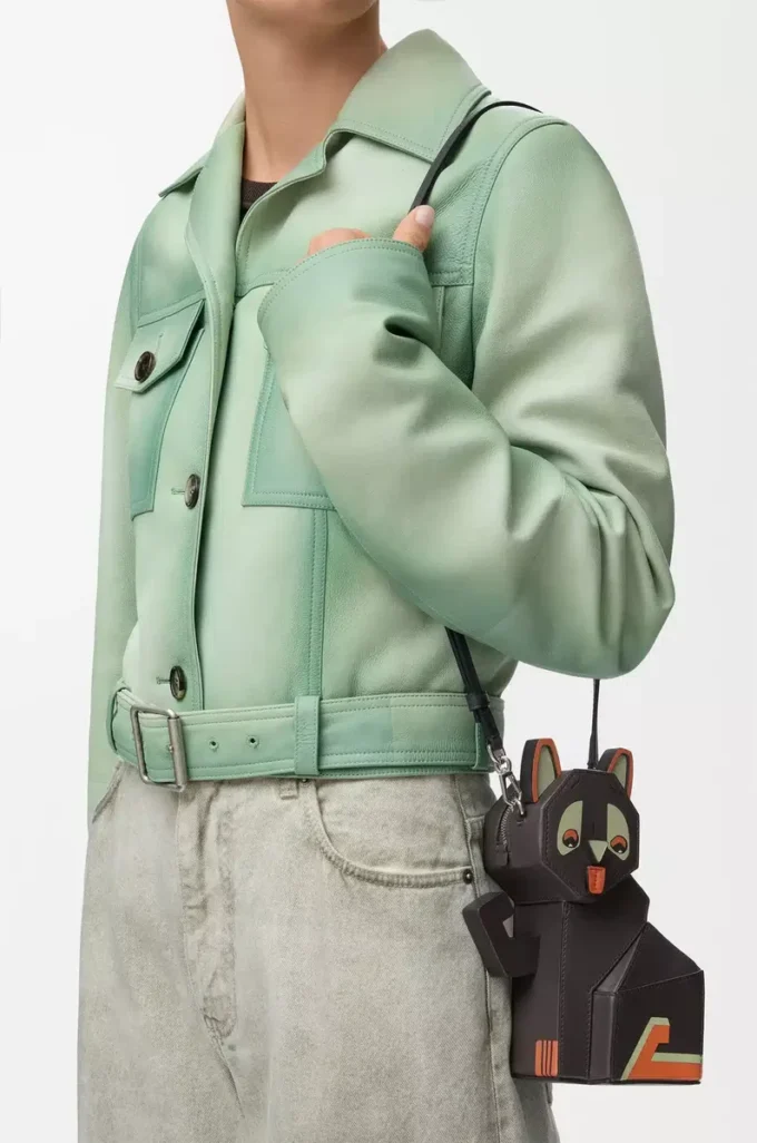 Klasik dana derisinden Futurist Cat clutch Çamur rengi