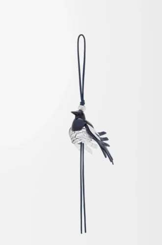 Klasik dana derisinden Magpie charm Siyah/Gümüş