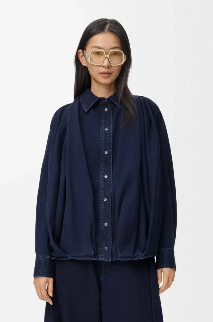 Koyu indigo renkli denim drape gömlek