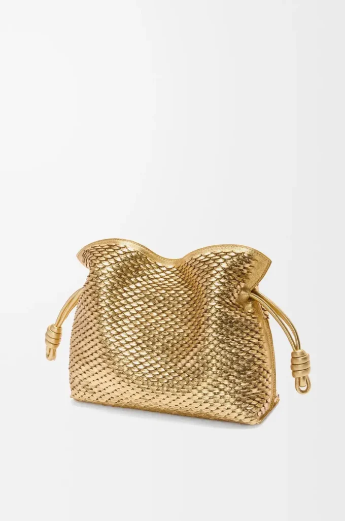 Lamine kuzu derisinden orta boy Flamenco clutch Gold