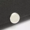 Mini damarlı dana derisinden üretilmiş Pebble kontinental cüzdan Siyah