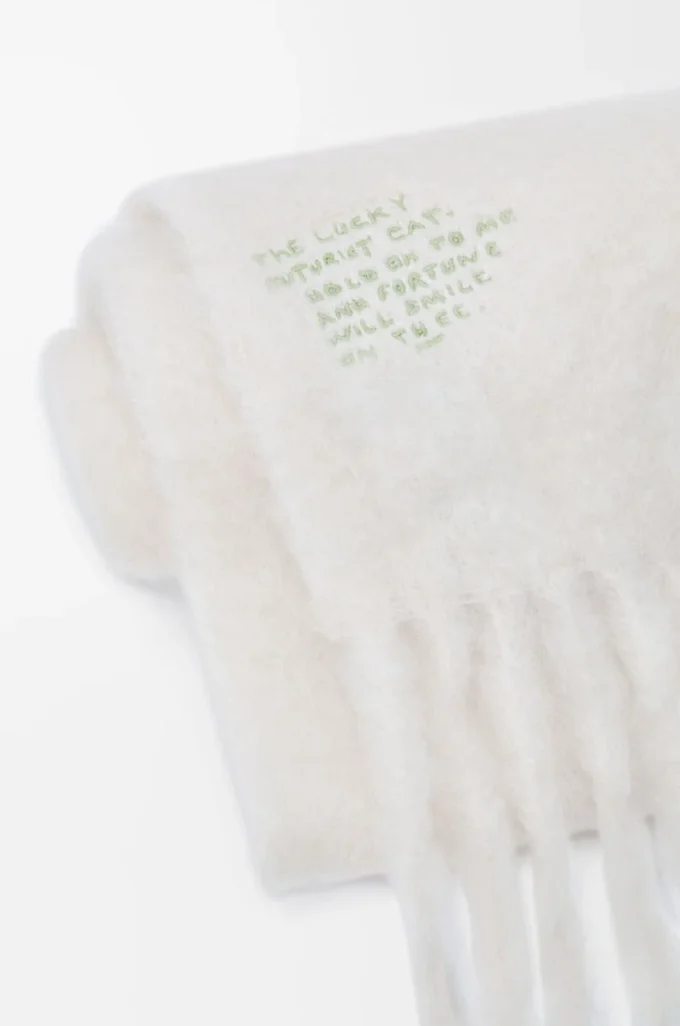 Mohair ve yün karışımı eşarp Beyaz