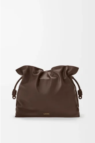 Nappa dana derisinden büyük Flamenco clutch Çikolata