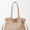 Nappa dana derisinden büyük Flamenco clutch Sand