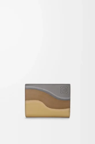 Nappa dana derisinden kompakt yatay cüzdan Sparkling Grey/Butter