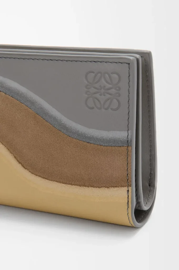 Nappa dana derisinden kompakt yatay cüzdan Sparkling Grey/Butter