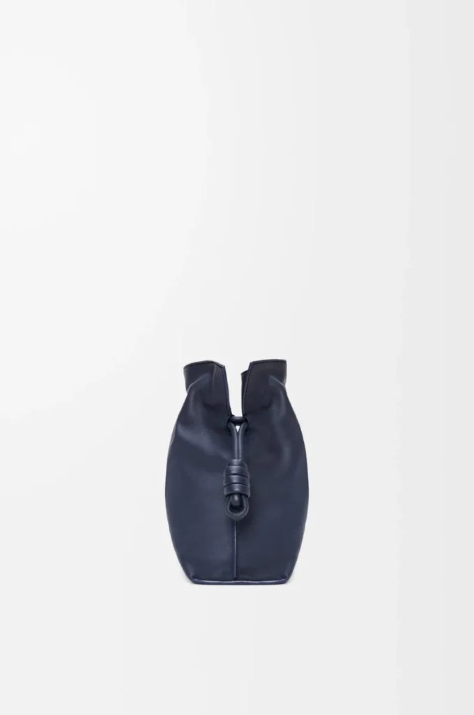Nappa dana derisinden orta boy Flamenco clutch çanta Abyss Blue
