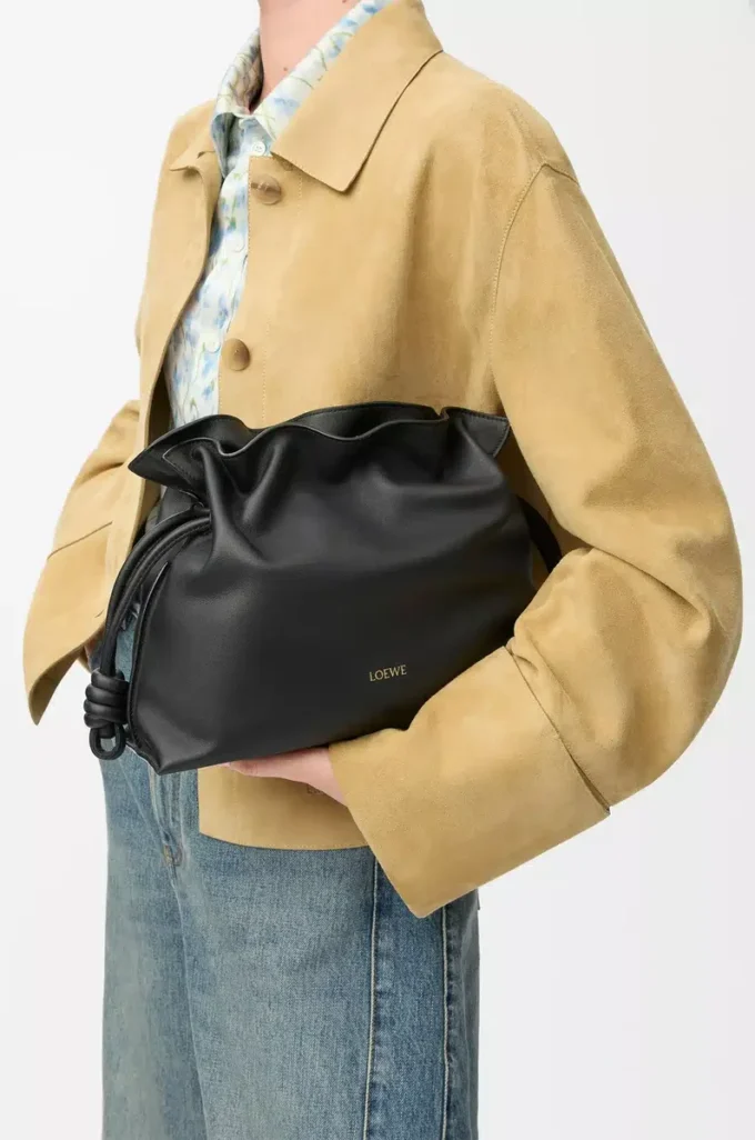 Nappa dana derisinden orta boy Flamenco clutch Black
