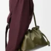 Nappa dana derisinden orta boy Flamenco clutch Dark Khaki