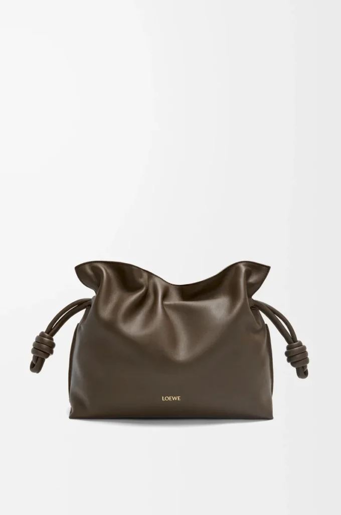 Nappa dana derisinden orta boy Flamenco clutch Çikolata
