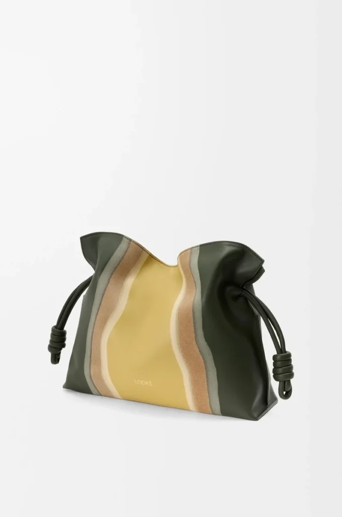 Nappa dana derisinden orta boy Flamenco clutch Landscape, Bottle Green/Ochre