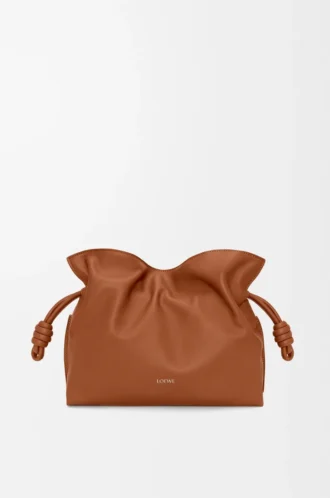 Nappa dana derisinden orta boy Flamenco clutch Squirrel
