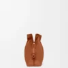 Nappa dana derisinden orta boy Flamenco clutch Squirrel