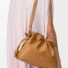 Nappa dana derisinden orta boy Flamenco clutch Warm Desert