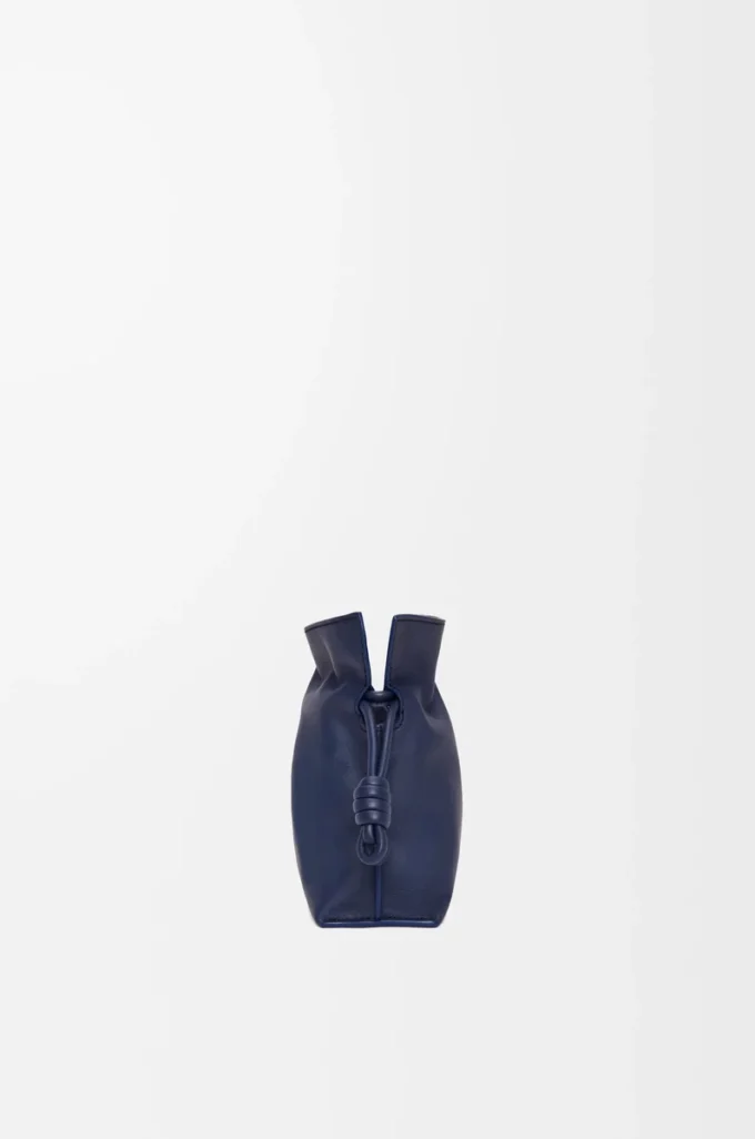 Nappa dana derisinden üretilmiş mini Flamenco clutch çanta Abyss Blue