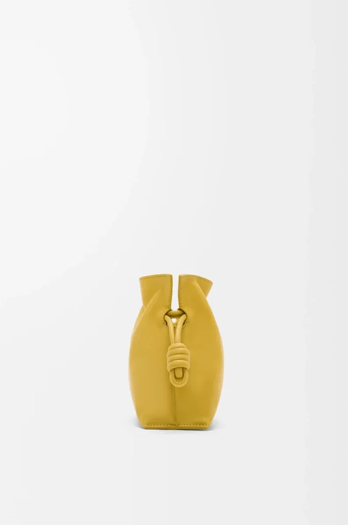 Nappa dana derisinden üretilmiş mini Flamenco clutch çanta Ginger