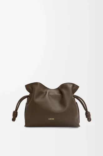 Nappa dana derisinden üretilmiş mini Flamenco clutch, Çikolata rengi