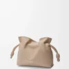Nappa dana derisinden üretilmiş Mini Flamenco clutch Sand