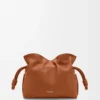 Nappa dana derisinden üretilmiş mini Flamenco clutch Squirrel