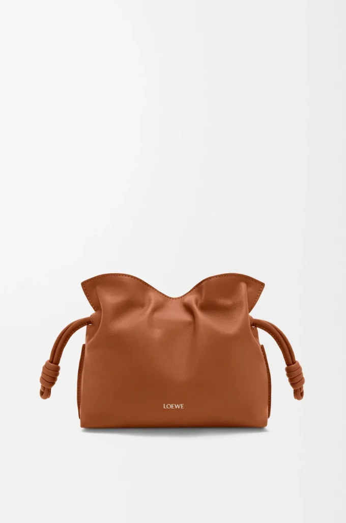 Nappa dana derisinden üretilmiş mini Flamenco clutch Squirrel