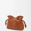 Nappa dana derisinden üretilmiş mini Flamenco clutch Squirrel