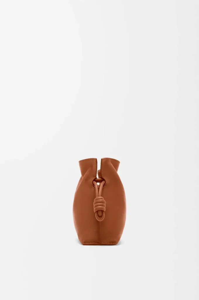 Nappa dana derisinden üretilmiş mini Flamenco clutch Squirrel