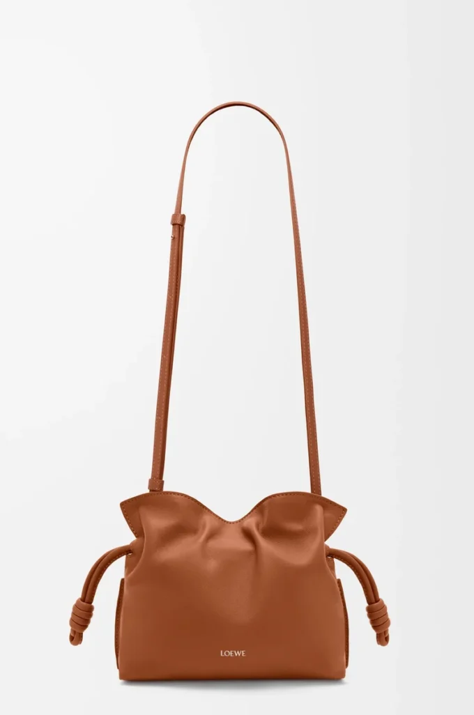 Nappa dana derisinden üretilmiş mini Flamenco clutch Squirrel