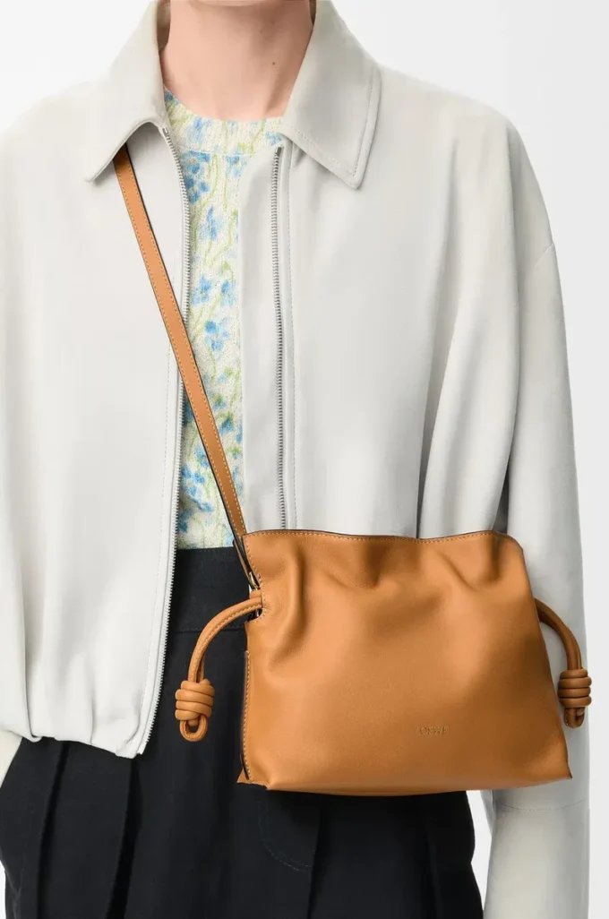 Nappa dana derisinden üretilmiş Mini Flamenco clutch Warm Desert