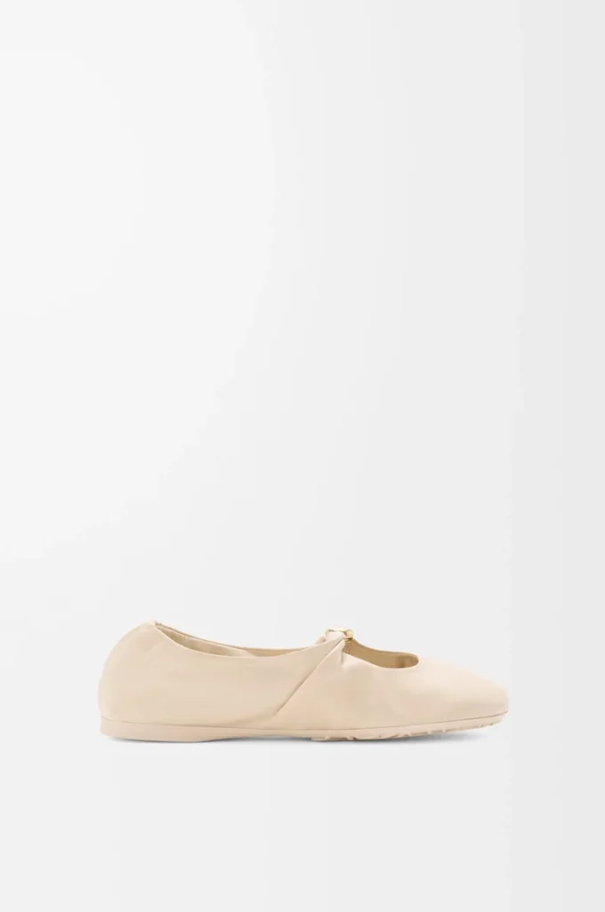 Nappa kuzu derisinden Pebble Soft balerin ayakkabısı Dough
