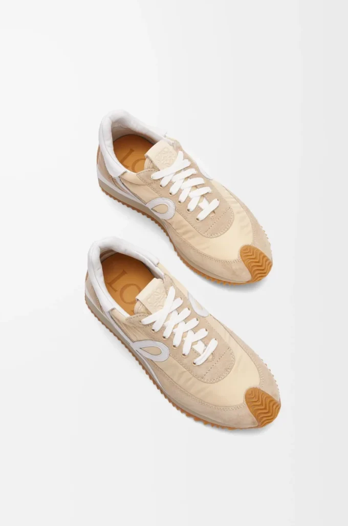 Naylon ve süet Light Powder Flow Runner