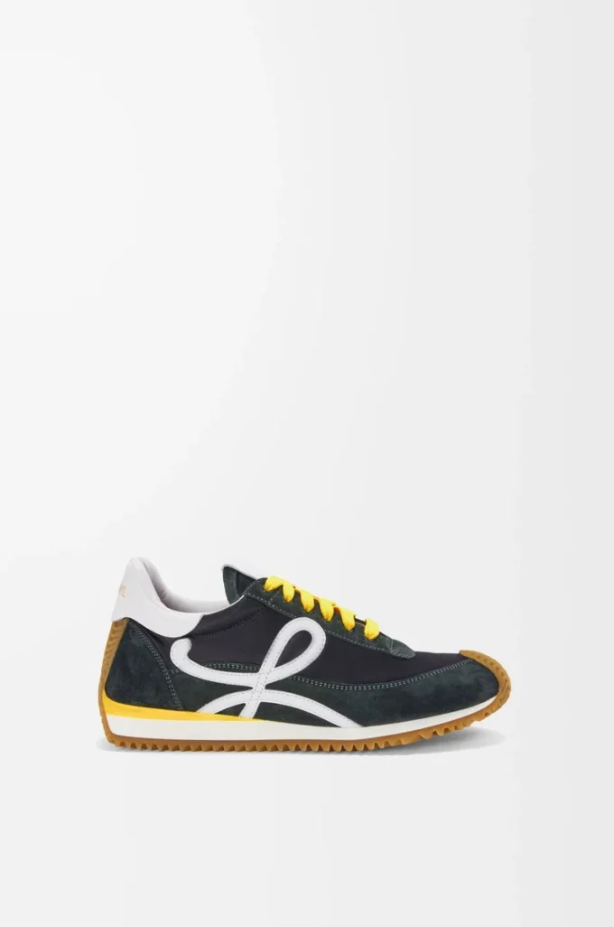 Naylon ve süetten Flow Runner 2.0 Siyah/Beyaz/Haki