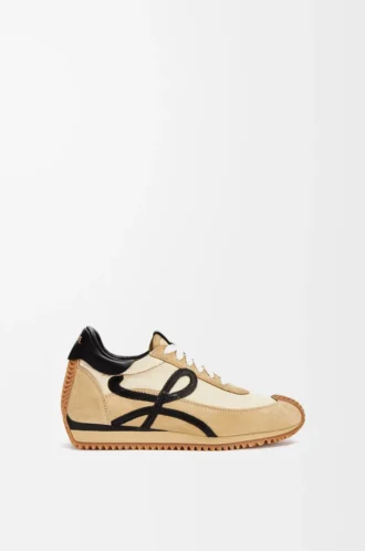 Naylon ve süetten Flow Runner Altın/Siyah