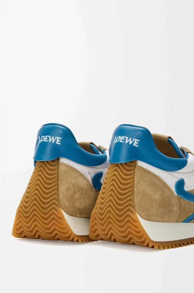 Naylon ve süetten üretilmiş Flow Runner 2.0 Sand/Blue/White