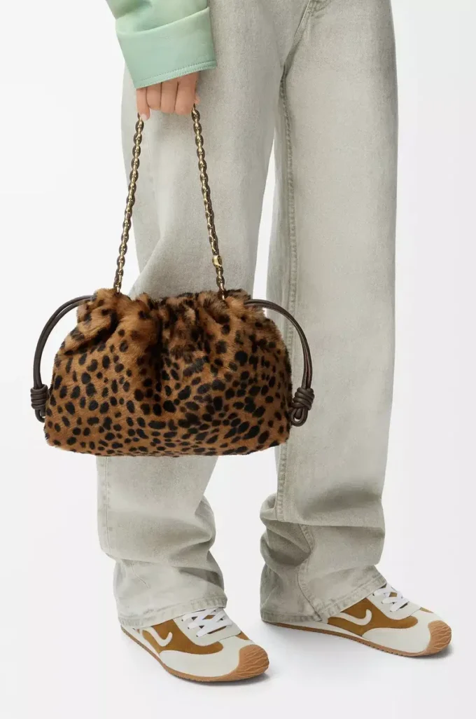 Orta boy Flamenco çanta, baskılı shearling Bej/Kahverengi