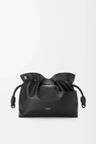 Panta orta boy Flamenco clutch, parlak dana derisi, Siyah