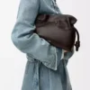Panta orta boy Flamenco clutch, parlak dana derisi Vintage Brown