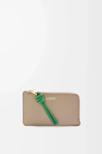 Parlak nappa dana derisinden Knot bozuk para kartlık Sand/Tropical Green
